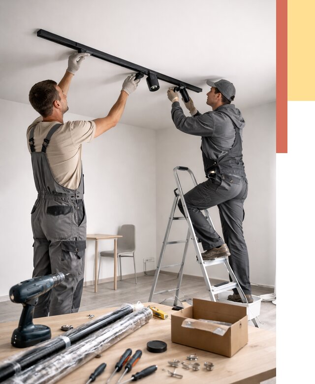 Установка трековых светильников в натяжной потолок в Кандалакше от 4243 руб. | ОТДЕЛОЧНИК-Кнд